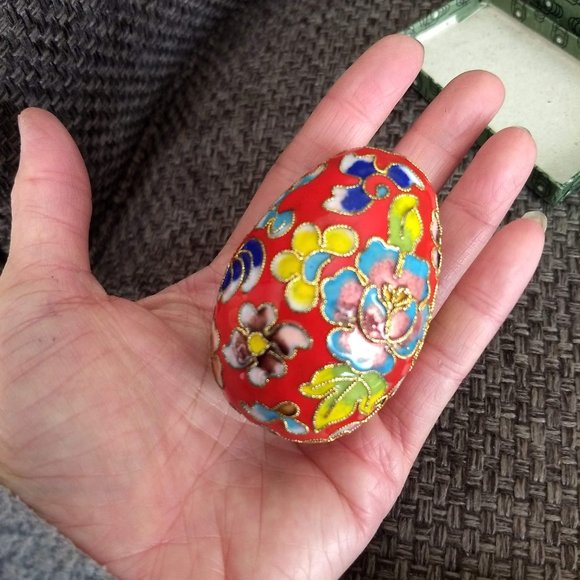 vintage 70s cloisonne metal enamel egg figurine with stand NWT - Picture 3 of 6